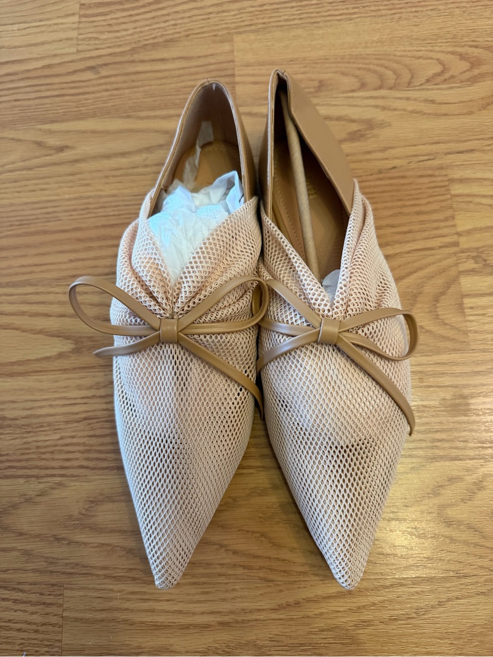 Women’s Pointed Mesh Slip-On Flats with Bow